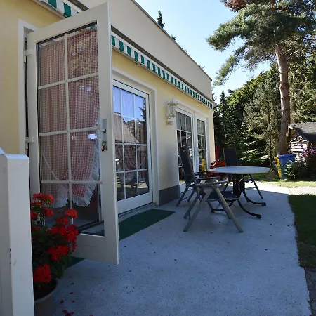 Cozy Bungalow In With Terrace Wischuer