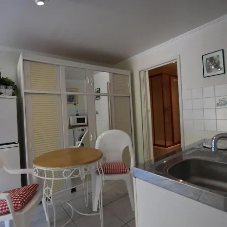 Cozy Bungalow In With Terrace